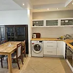 Whh Apartments Krolewska